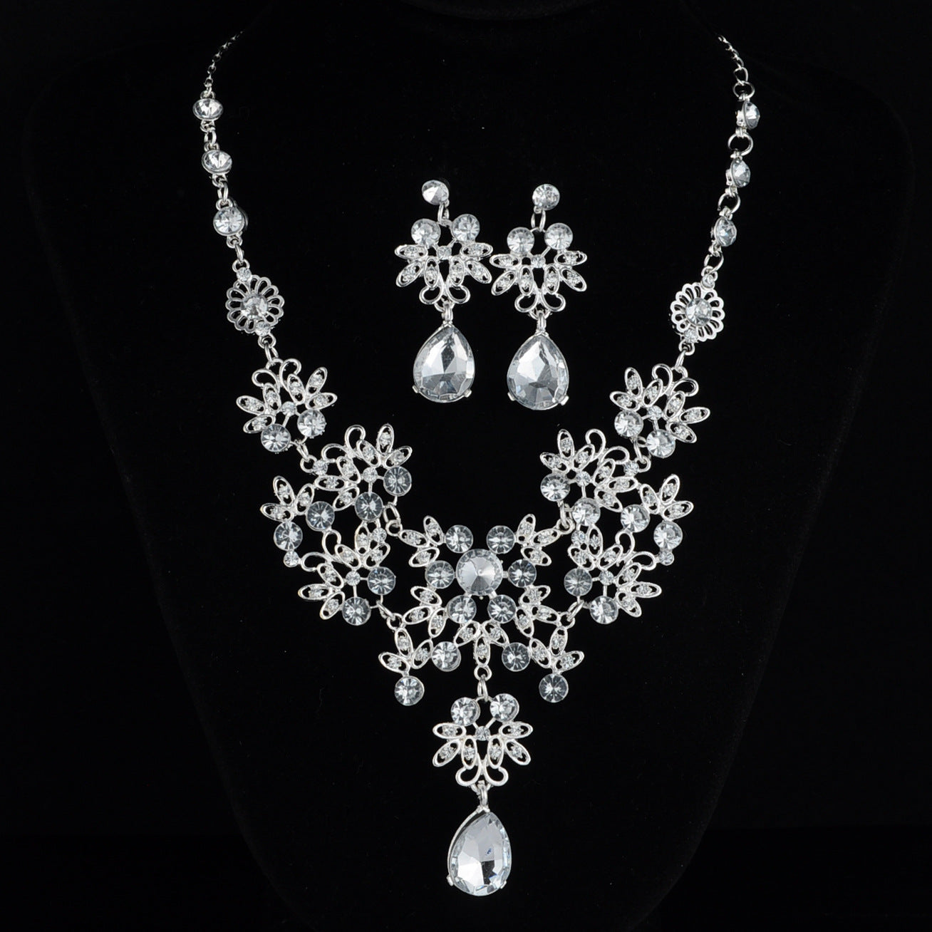 Butterfly Necklace Earrings Set
